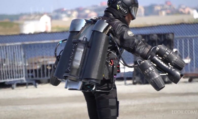 MOCHILA PARA VOAR COMO HOMEM DE FERRO ESTÁ SENDO TESTADA PELA MARINHA&nbsp;INGLESA