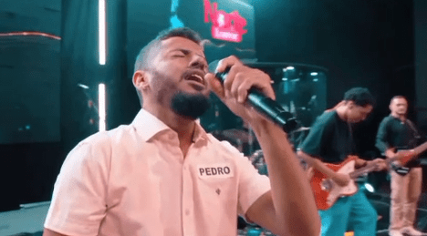 Cantor acreano Pedro Paulo vence o “Norte Louvor” e emociona o público com sua voz e&nbsp;fé