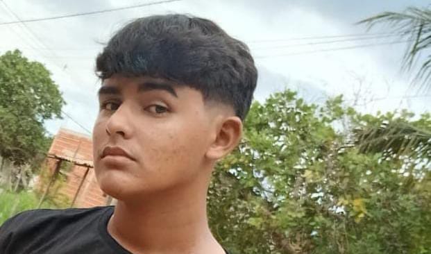 Jovem desaparece após sair do trabalho em Rio Branco; Família pede ajuda para&nbsp;encontrá-lo